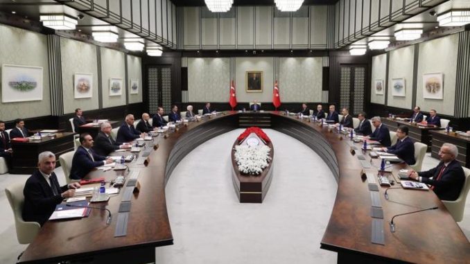 kabine-toplaniyor-masadaki-2-kritik-konu-BLJ4kGWu.jpg
